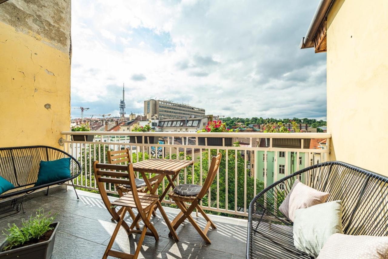Central, Spacious, Modern 5 Bedrm duplex w/Balcony Praga Exterior foto